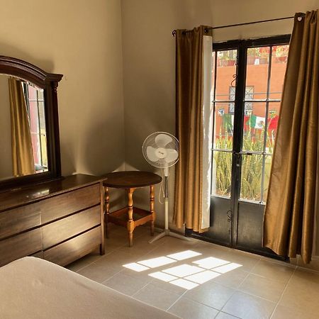 Hostel Inn Сан Мигел де Аленде Екстериор снимка