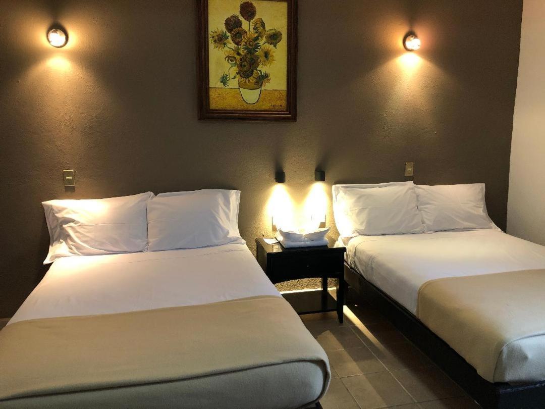 Hostel Inn Сан Мигел де Аленде Екстериор снимка