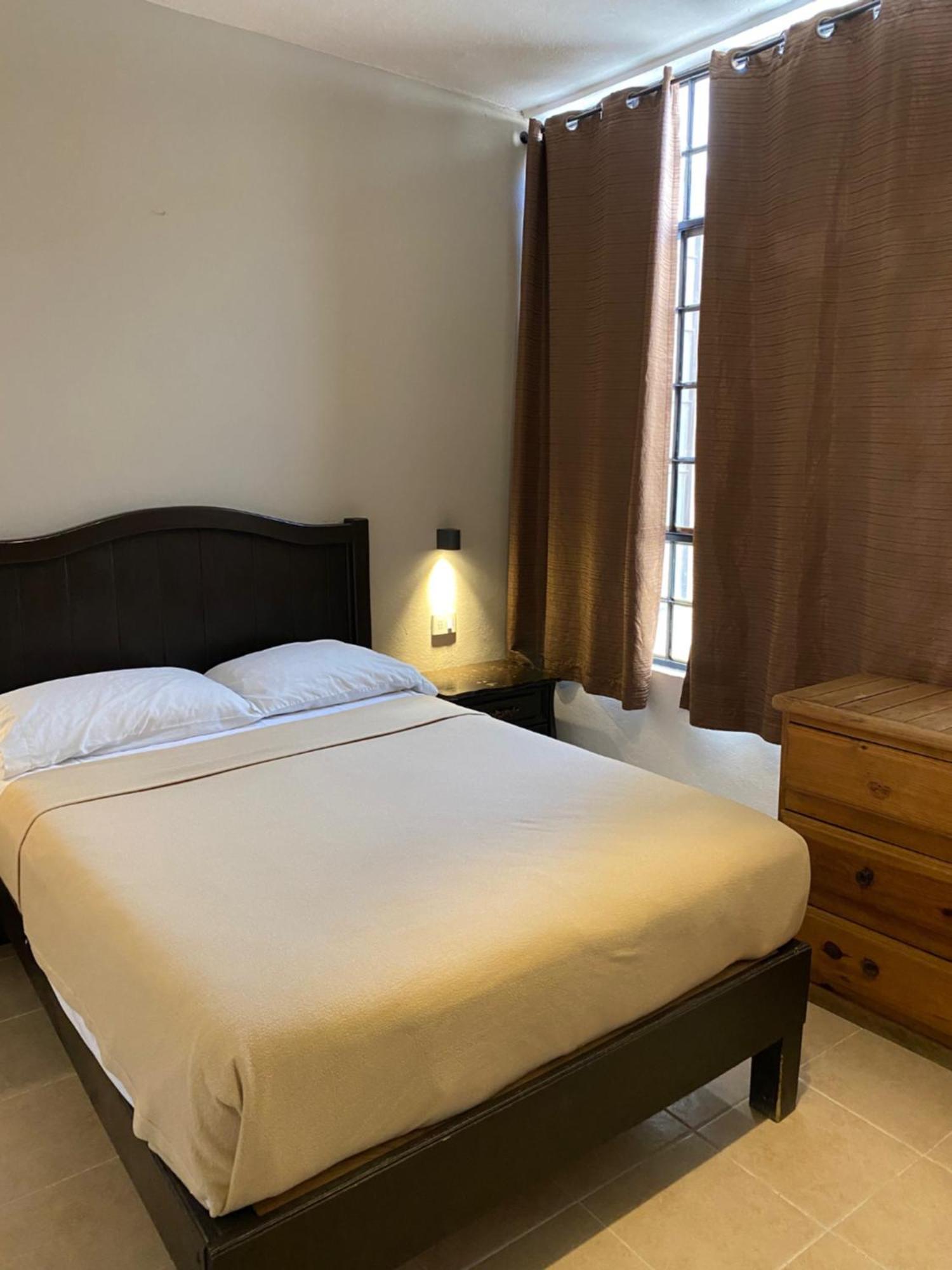 Hostel Inn Сан Мигел де Аленде Екстериор снимка